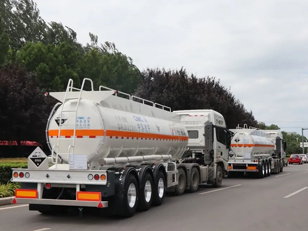 貴州新客戶一次性下單10臺(tái)車，凌宇液罐在業(yè)內(nèi)是真香……